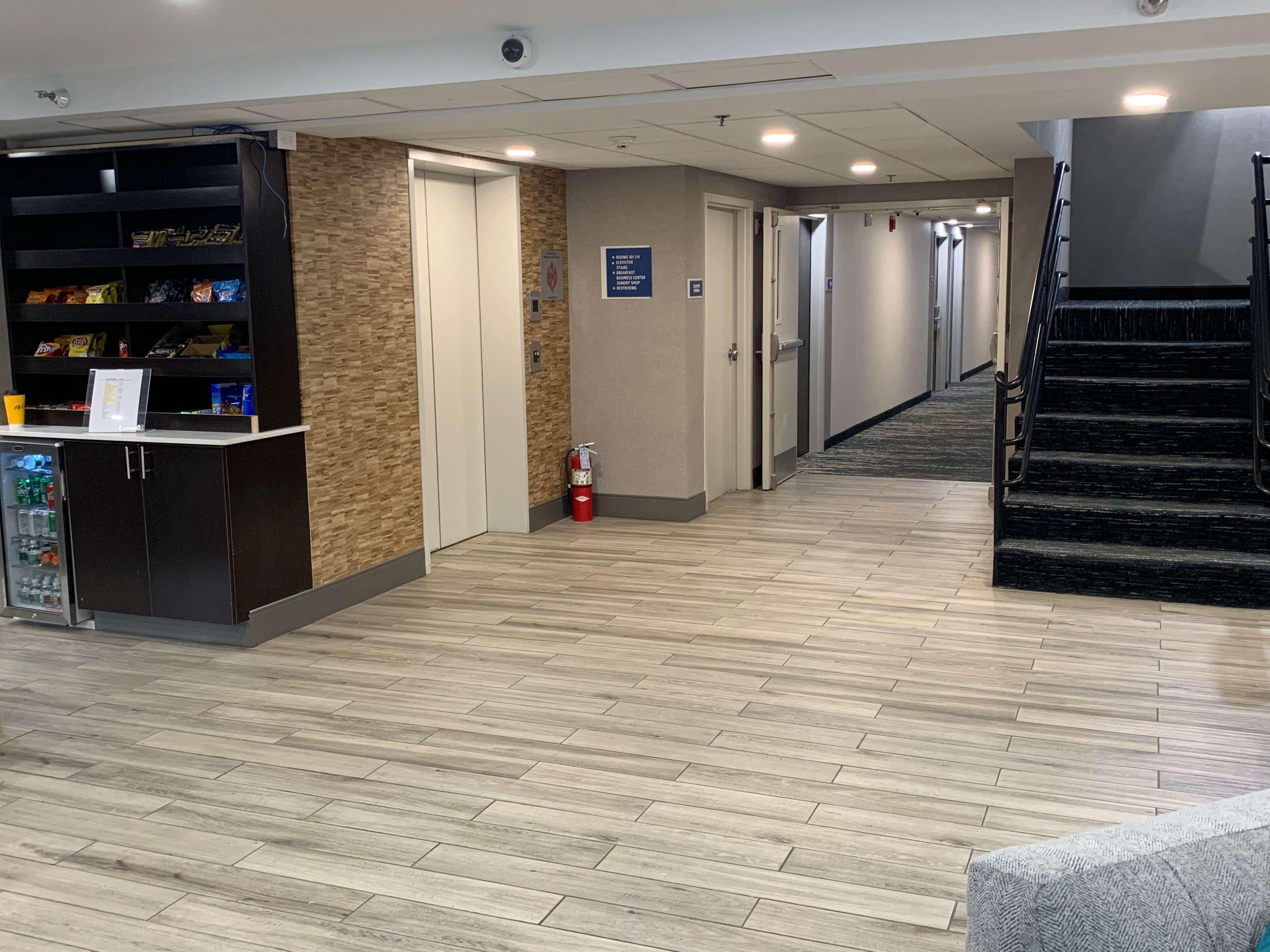 Best Western West Lebanon-Hanover Интериор снимка