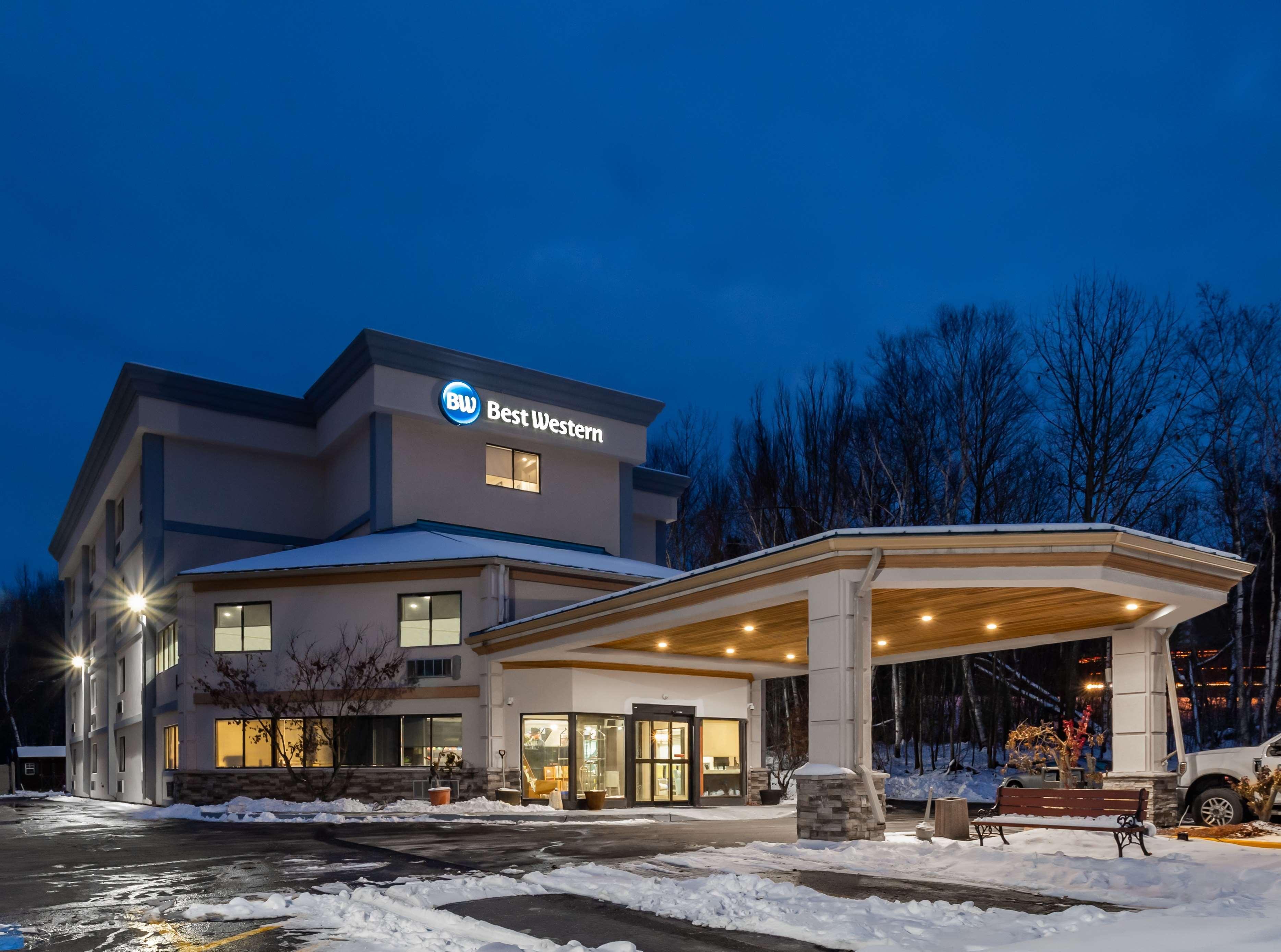 Best Western West Lebanon-Hanover Екстериор снимка