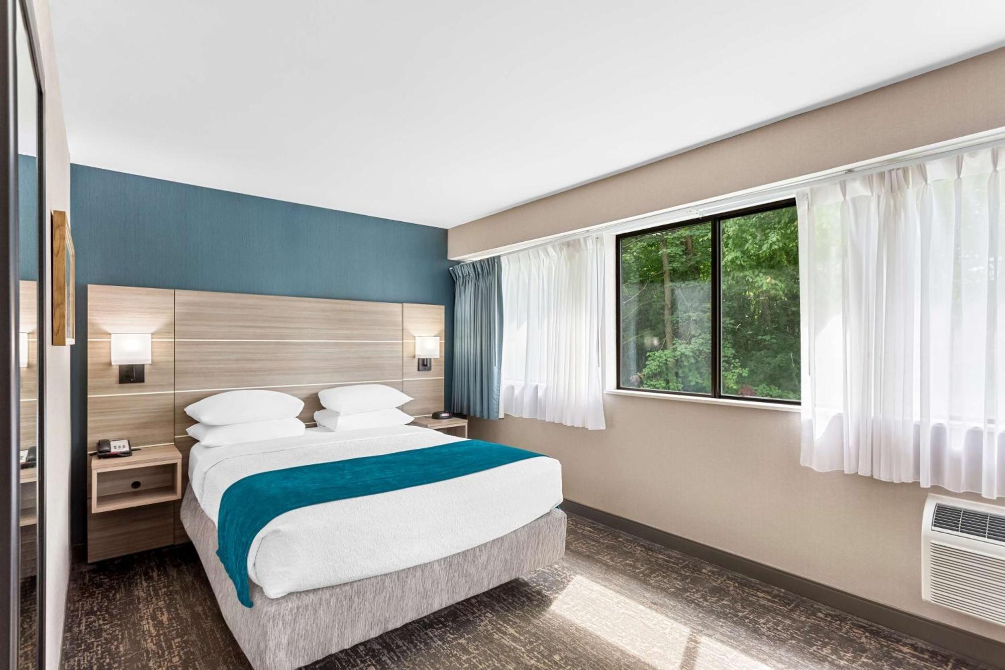 Best Western West Lebanon-Hanover Екстериор снимка