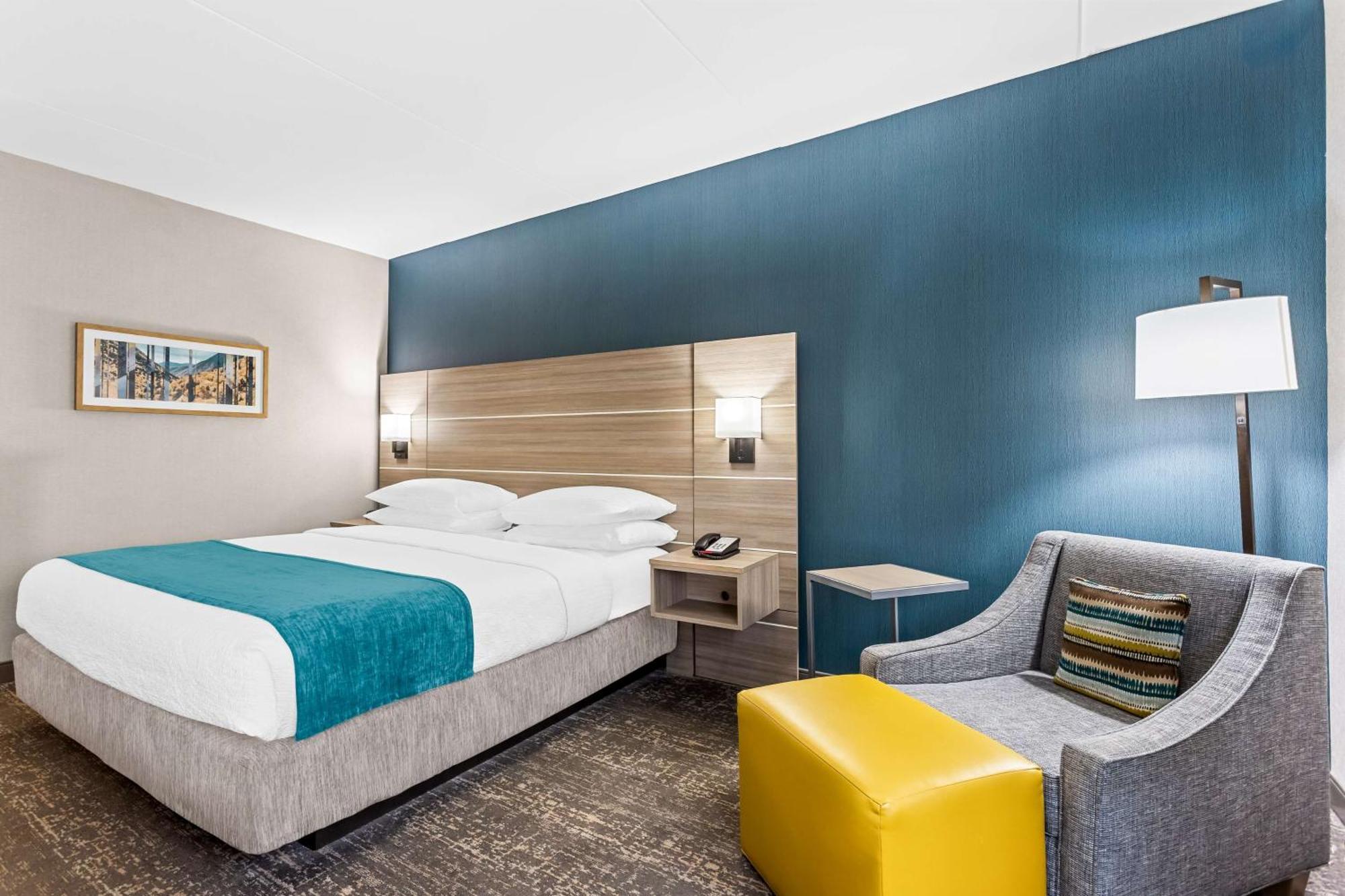 Best Western West Lebanon-Hanover Екстериор снимка