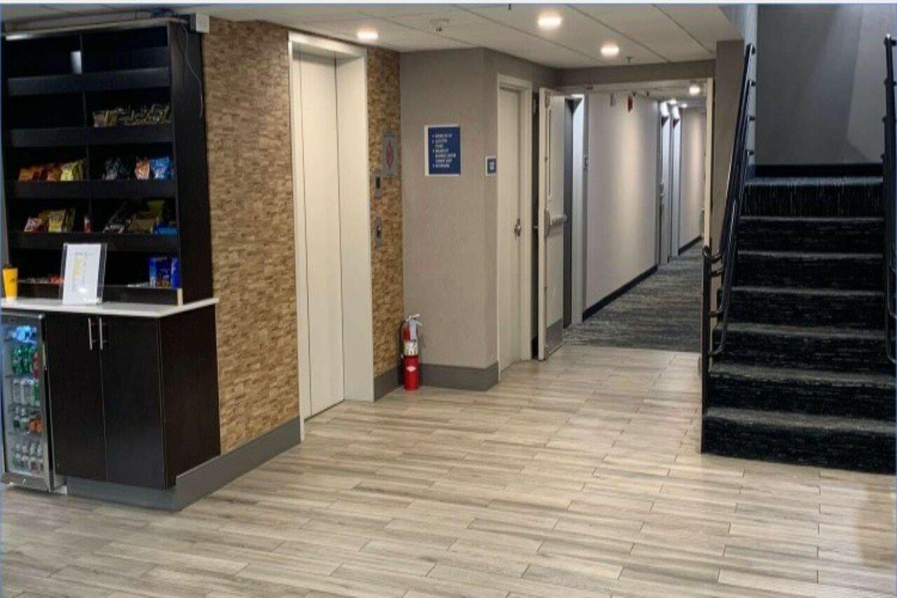 Best Western West Lebanon-Hanover Екстериор снимка